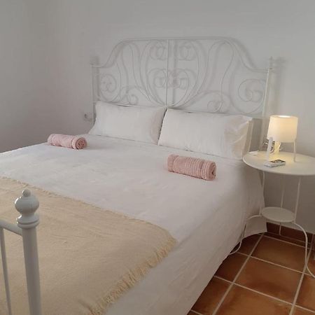 Moderna Casa De Pueblo En El Casco Viejo De Javea Exterior photo